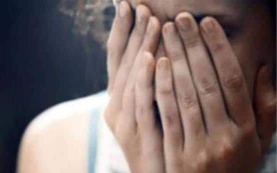 टीचर ने पेंसिल से किया बच्चियों का यौन शोषण, वीडियो बॉयफ्रेंड को भेजा