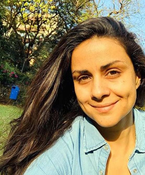 39 में मां बनीं, रियल लाइफ में पायलट-रेसर भी हैं गुल पनाग