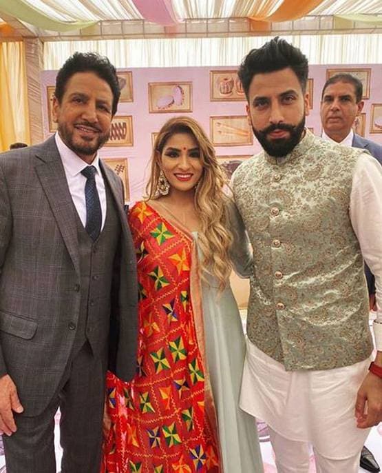 गुरुदास मान के बेटे की हुई पूर्व मिस इंडिया से शादी, तस्वीरें वायरल