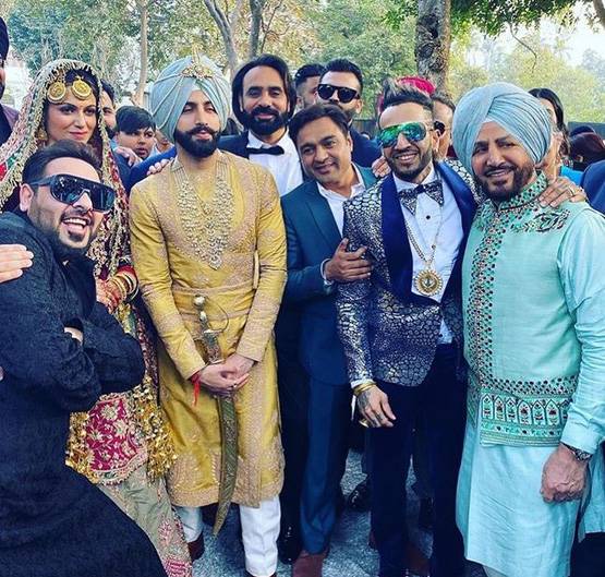 गुरुदास मान के बेटे की हुई पूर्व मिस इंडिया से शादी, तस्वीरें वायरल