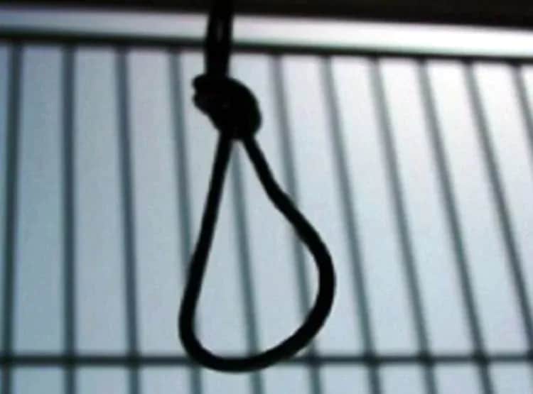 न‍िर्भया केस: फांसी के समय क्यों की जाती है इशारों में बात?