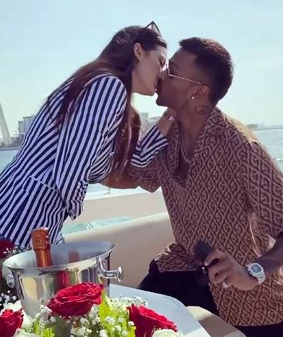 'डीजे वाले बाबू' गर्ल से हार्द‍िक पांड्या की सगाई, इनसे रहा अफेयर