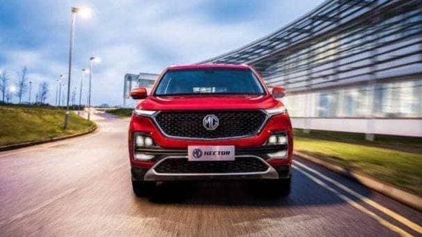 टाटा हैरियर और महिंद्रा XUV500 को पछाड़ MG हेक्टर नंबर-1 पर काबिज
