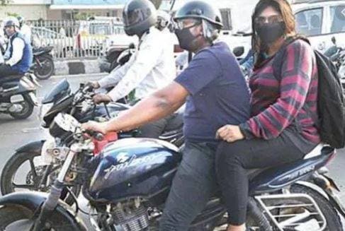 ऐसे हेलमेट पहनने से कटेगा चालान, जानें- कैसे बच सकती है जान