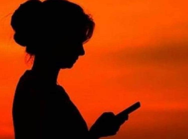 (Morning) बॉलीवुड का सीक्रेट सेक्स रैकेट, एक्ट्रेस यूं करती है जिस्म का सौदा