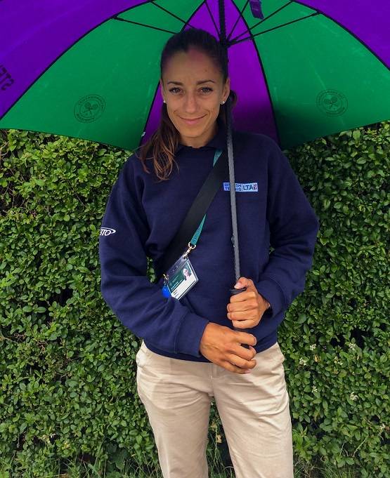 फेडरर की सरेआम की बोलती बंद, इस खूबसूरत अंपायर के दीवाने हुए फैंस