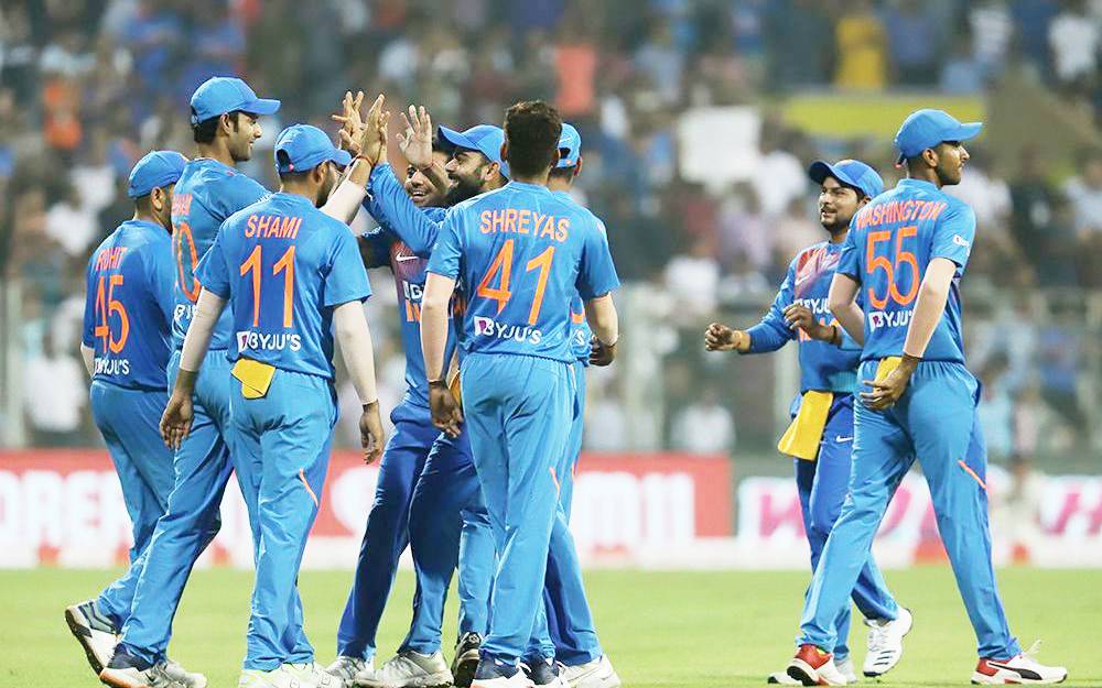 IND vs SL: श्रीलंका के खिलाफ इस Playing XI के साथ उतरा भारत