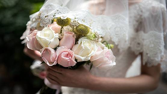 इमाम ने जिससे किया निकाह वो निकला मर्द, सच्चाई जानकर उड़े होश