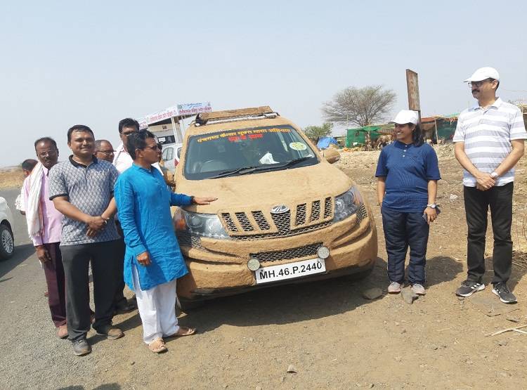 गोबर से लिपी SUV से किया बेटी को विदा, वजह कर देगी हैरान