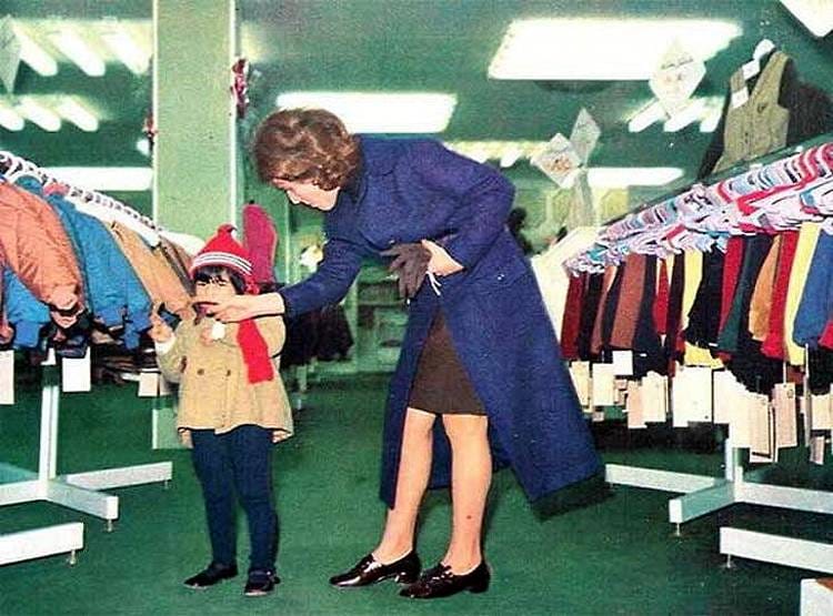 40 साल पहले इतना बोल्ड था ईरान, इस्लामिक क्रांति ने बदल दी सूरत...