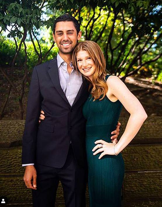 बिल गेट्स की बेटी ने मिस्र के रईस से की सगाई, फोटो सोशल मीडिया पर वायरल