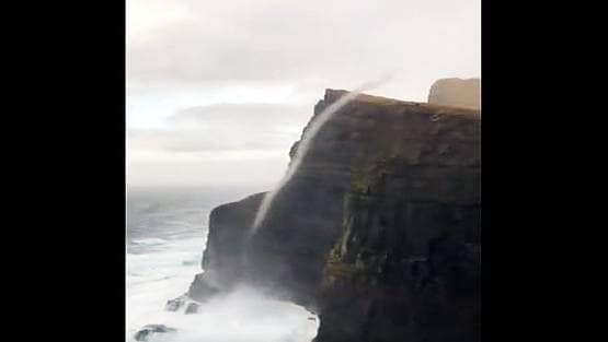 देखिए...1542 फीट ऊंचा पानी का उल्टा झरना, ये है प्रकृति का अद्भुत नजारा