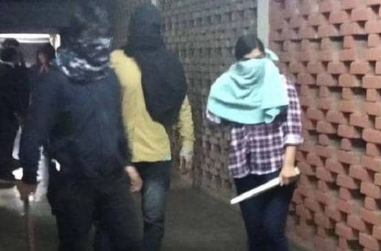 JNU स्टिंग में नकाबपोश का कबूलनामा, हिंसा के लिए ऐसे जुटाए लड़के