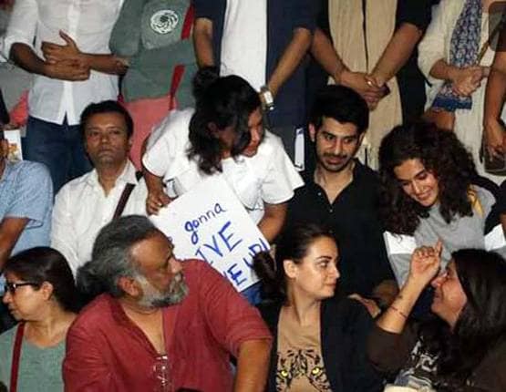 जेएनयू: खामोश थीं दीपिका, कन्हैया लगाते रहे 'जय भीम' के नारे