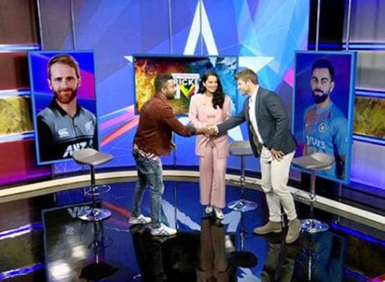 क्रिकेट स्टूडियो पहुंचीं कंगना रनौत, न्यूजीलैंड के प्लेयर संग तस्वीरें वायरल