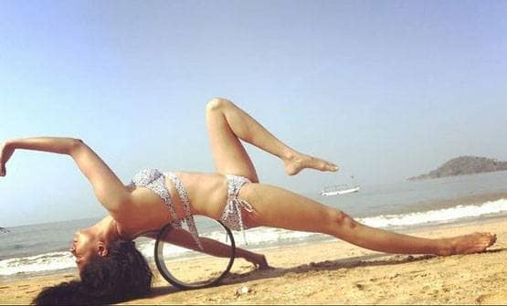 बिकिनी में छाया TV एक्ट्रेस कविता कौशिक का बोल्ड अंदाज, PHOTOS