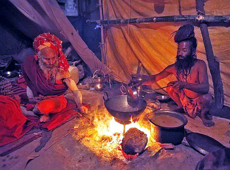 महाकुंभ पर मंदी की मार? उत्तराखंड को अब तक पैसा नहीं दे पाई मोदी सरकार