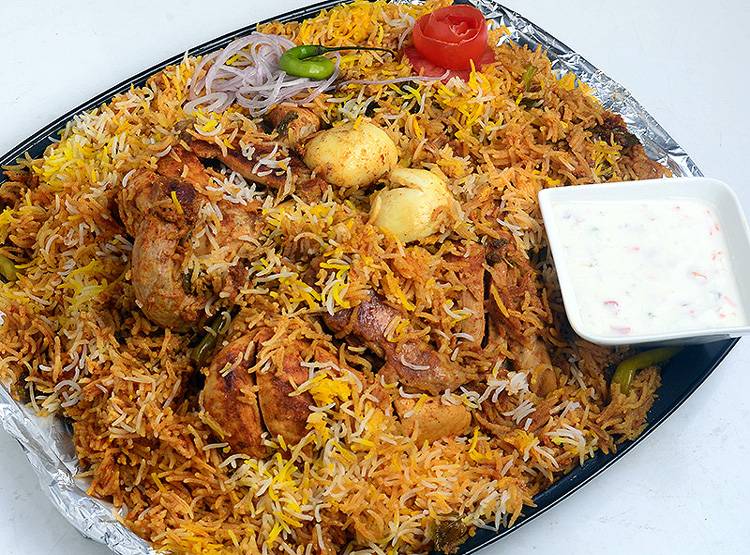 PAK परफ्यूम 'ले बिरयानी विद आलू' वायरल, पर न खरीद सकते हैं, न खा सकते हैं