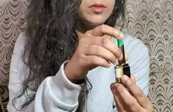 देखन में लिपस्टिक लगे, घाव करे गंभीर...अब लड़कियों को छेड़ा तो चलेगी गोली