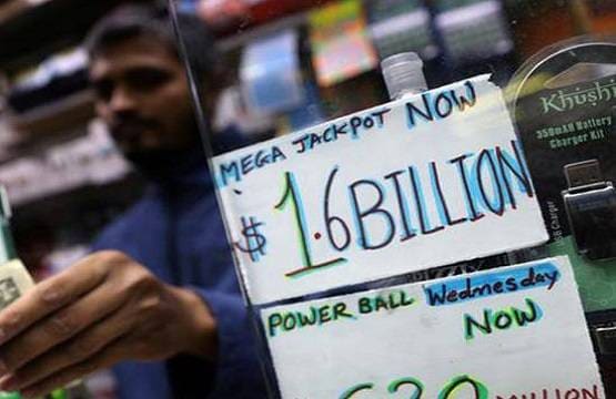 कूड़ेदान की एक पर्ची, और ठेले वाला एक झटके में बना करोड़पति