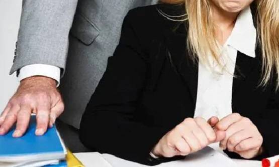 7 बच्चों की मां, 5 की दादी, 22 साल के लड़के के प्यार में 60 की महिला घर से भागी