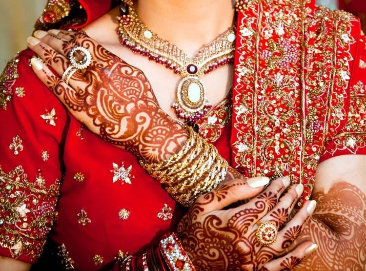 एक महिला के 6 पति, प्यार में फंसाकर की ऐसी चालाकी कि पुलिस भी दंग रह गई