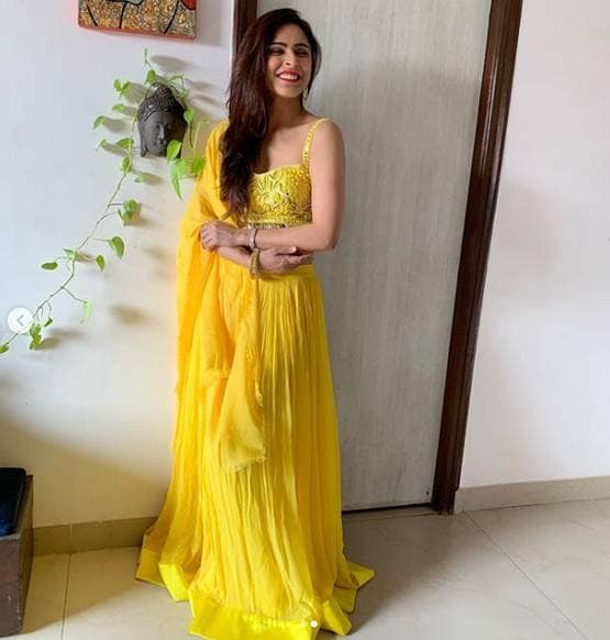 BB: 12 साल की उम्र में हुआ मधुरिमा का शोषण, मां ने सुनाई दास्तां