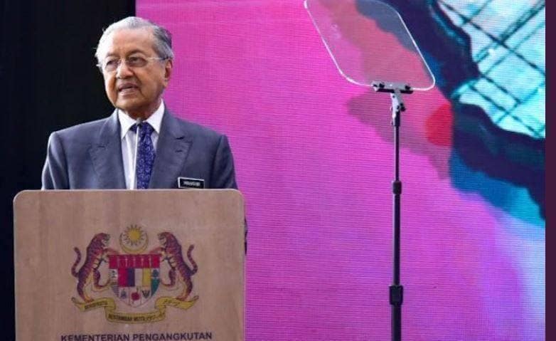 कश्मीर पर निकली अकड़, मलेशियाई PM बोले- भारत से लड़ने की ताकत नहीं