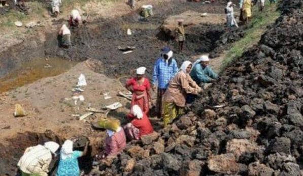 नए साल में भी नहीं बदलेगी तस्वीर? रोजगार के मोर्चे पर लगेगा झटका!