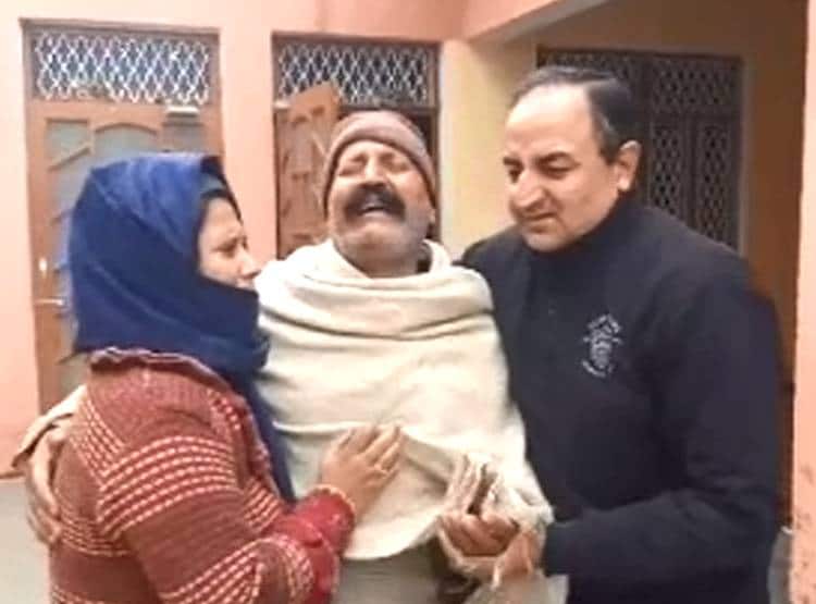 बेटी का चेहरा देखे ब‍िना शहीद हुआ जवान, 2 महीने पहले ही आई थी नन्हीं परी