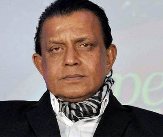 शोमैन से लेकर खान स्टार्स तक, कुछ ऐसी रही बॉलीवुड सितारों की पॉलिटिक्स