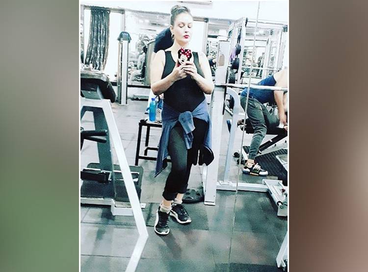 बिग बॉस कंटेस्टेंट की एक्स गर्लफ्रेंड चला रही थी हाई प्रोफाइल सेक्स रैकेट