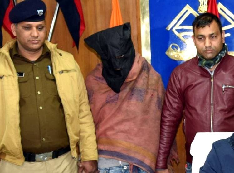 शादी के ल‍िए क‍िया मना, सनकी आशि‍क ने गर्लफ्रेंड के टुकड़े कर जलाया