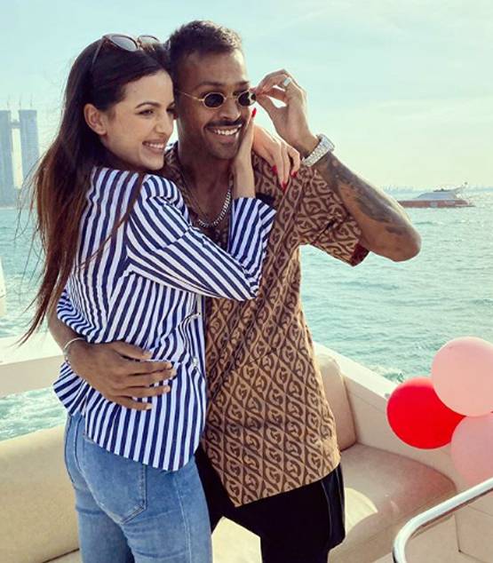 मोनोकनी में हार्द‍िक पंड्या की मंगेतर नताशा का बोल्ड लुक, देखें फोटोज