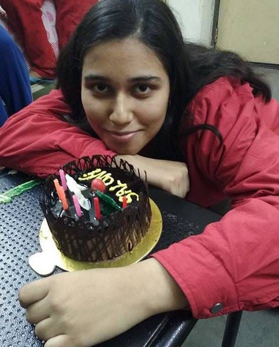 मुस्लिम नहीं हैं 'नजमा आपी', जानें- कौन है वायरल वीडियो वाली ये लड़की