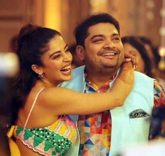 नऊवारी साड़ी, हैवी ज्लैवरी, मराठी दुल्हन के लुक में ऐसी नजर आईं नेहा पेंडसे