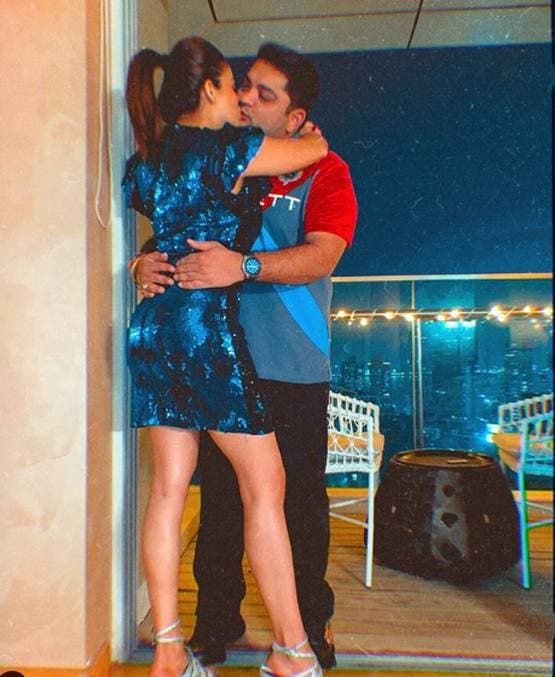 नऊवारी साड़ी, हैवी ज्लैवरी, मराठी दुल्हन के लुक में ऐसी नजर आईं नेहा पेंडसे