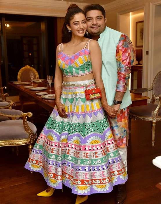 BB की एक्स कंटेस्टेंट नेहा पेंडसे की संगीत सेरेमनी, PHOTOS