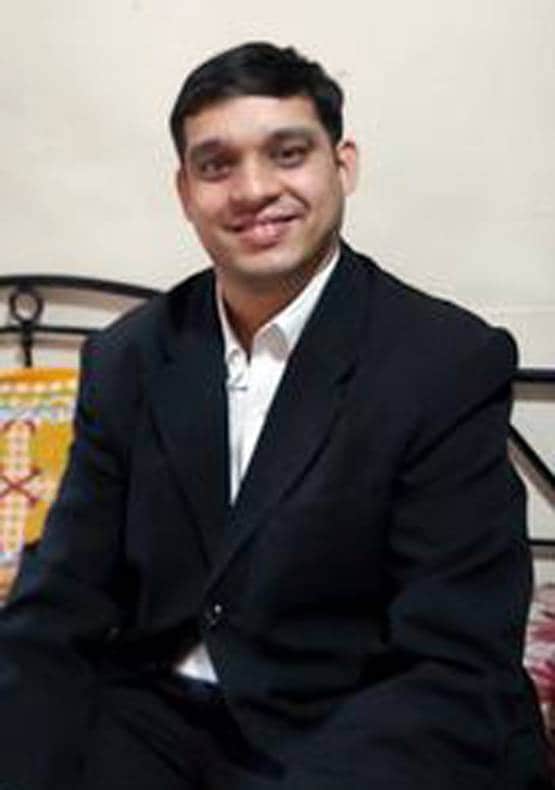 जज्बे के आगे बौनी पड़ी चुनौती, ऐसे जज बना पुणे का ये लड़का