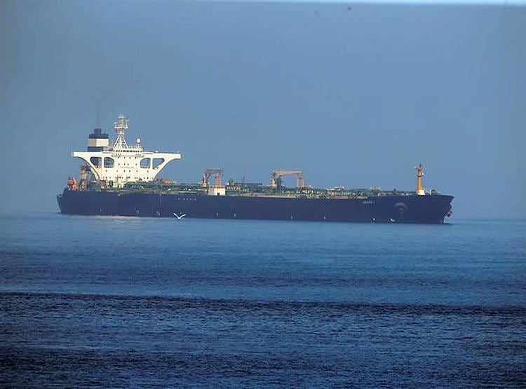 ईरान के हाथ दुनिया की 'नब्ज', उठाया ये कदम तो हिल जाएंगे कई देश