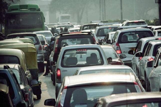 केवल बॉडी नहीं, पुरानी कार खरीदते वक्त ये 5 टिप्स रखें याद