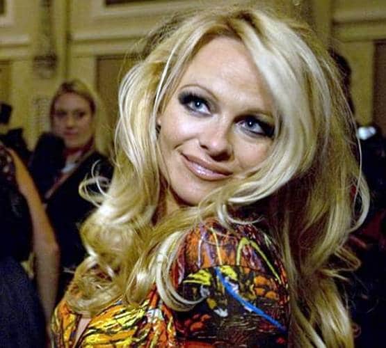 Ex बिग बॉस कंटेस्टेंट ने उम्र में 22 साल बड़े शख्स से रचाई 5वीं शादी