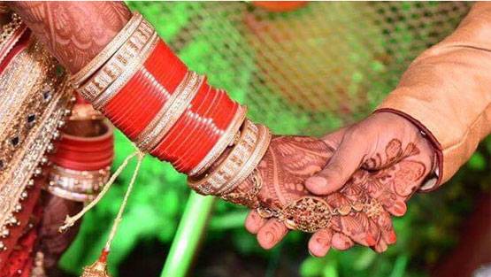 चंद्र ग्रहण के दौरान गलती से भी ना करें ये काम, माना जाता है अशुभ