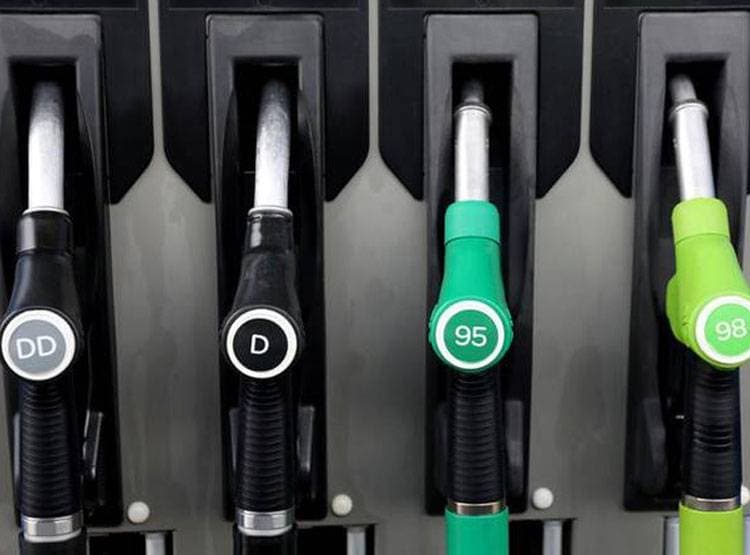 कोरोना वायरस से पेट्रोल-डीजल सस्ता! आगे भी कटौती की उम्‍मीद