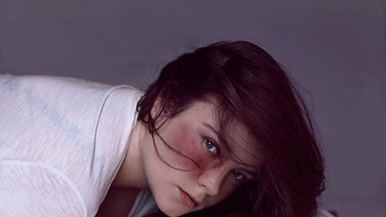 दो साल तक कैद में रखा, रेप से पहले खाना नहीं देता था बॉयफ्रेंड