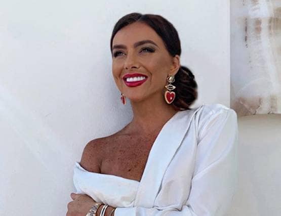 सोशल मीडिया पर फेमस महिलाओं को साथ सोने के लिए लाखों कर रहे ऑफर