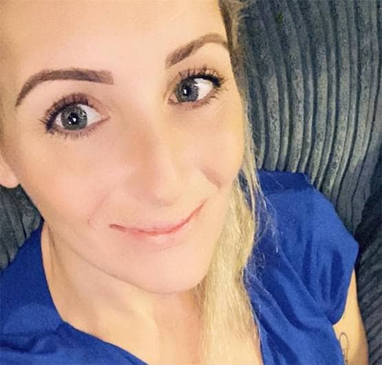 हनीमून पर मां को ले गई दुल्हन, फिर मां ने दिया पति के बच्चे को जन्म