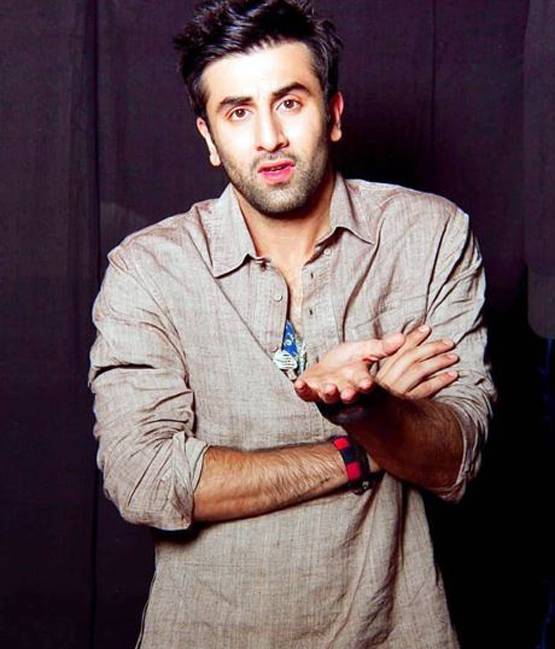 साल 2020 में बॉलीवुड के इन स्टार्स पर लगा है सबसे ज्यादा पैसा