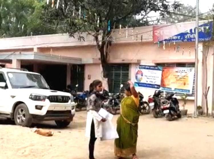 दो पत्न‍ियों ने क‍िया पत‍ि का अजीबोगरीब बंटवारा, कॉन्ट्रैक्ट टूटा तो...