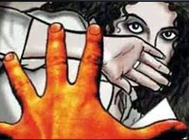 रेप की कोश‍िश, थाने में सेटलमेंट, फ‍िर दी मह‍िला को बेचने की धमकी